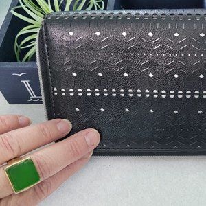 T.J. Maxx Black Leather Diamond and Oval Design Wallet-NWOT